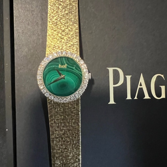 Rare Vintage Piaget Green Dial Ladies Diamond Watch - Picture 9 of 14